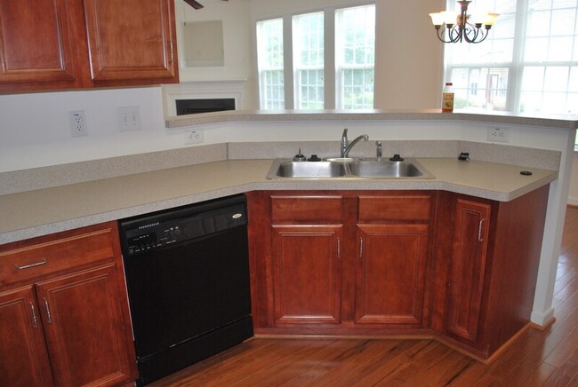 Foto del edificio - 15000 Watermill Lake Trail