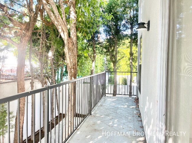 Foto del edificio - 1031 N. Crescent Heights Blvd. West Hollyw...