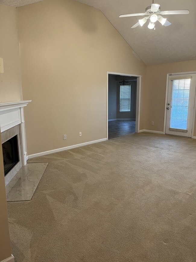 Building Photo - 2011 Orlimar Ct