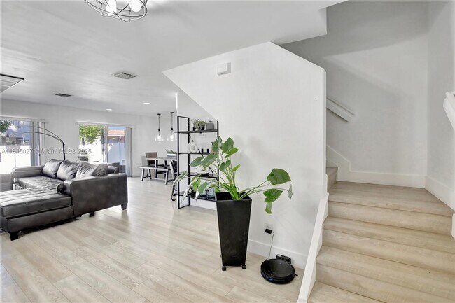 Foto del edificio - 5326 SW 126th Ave