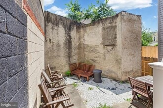 Building Photo - 1509 Frankford Ave
