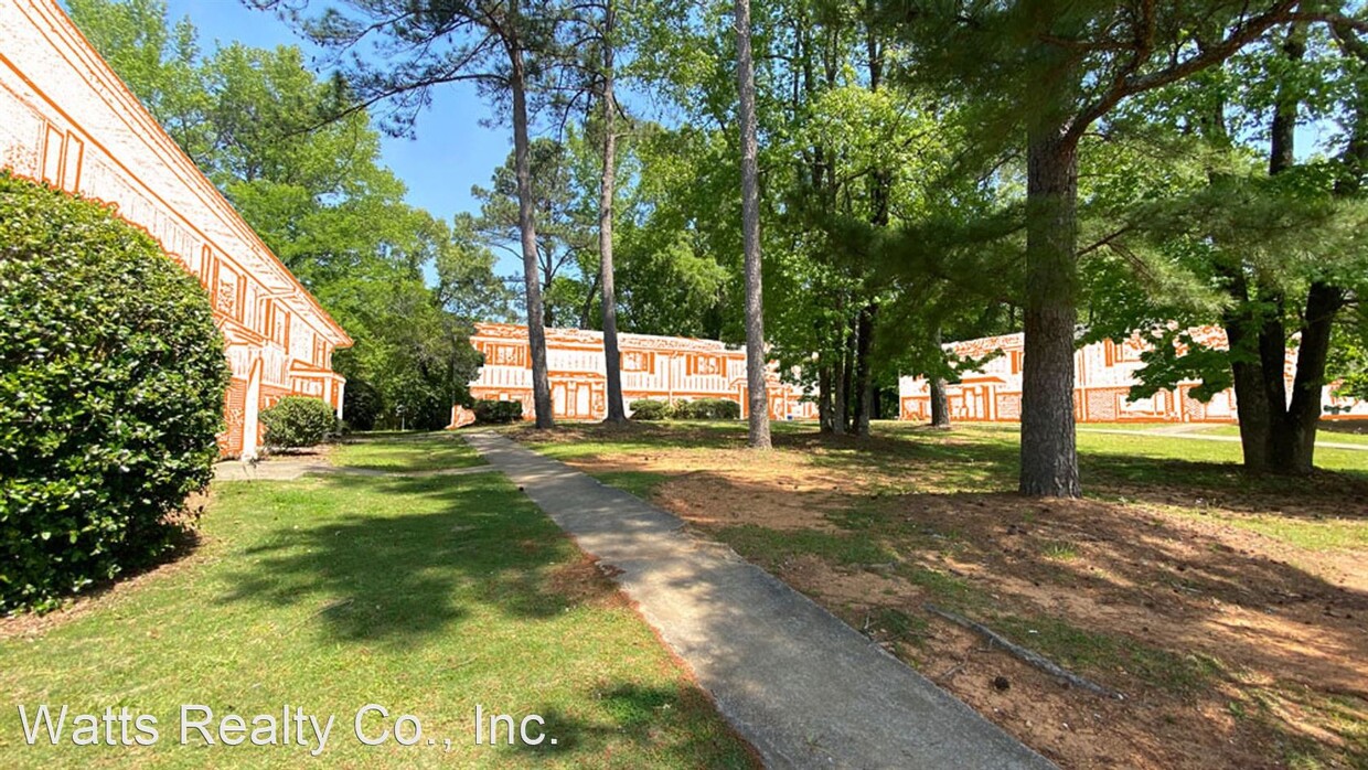 Primary Photo - 373 Mooney Rd