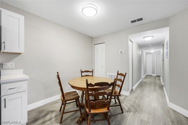 Foto del edificio - 17420 Birchwood Ln