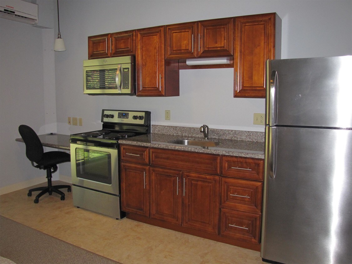 Foto principal - 900 James Ave