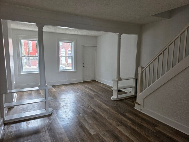 Foto del edificio - 1312 Lancaster Ave
