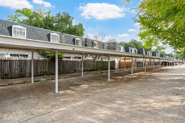 Foto del edificio - 3730 Fairfield Ave