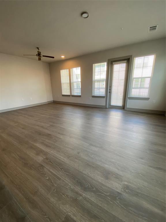 Foto del edificio - 8604 Preston Rd