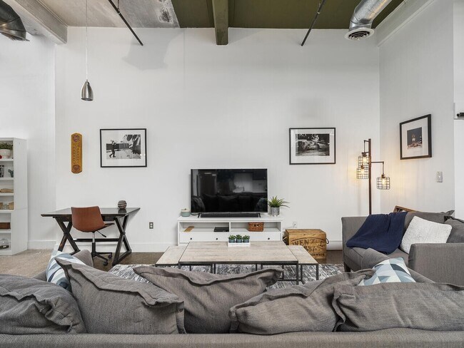 Foto del edificio - 659 Auburn Ave NE