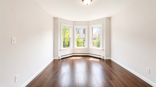 DORMITORIO PRINCIPAL - 732 S 15th St