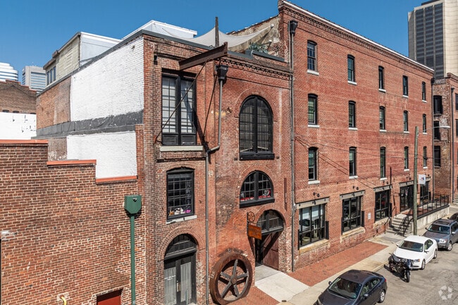 Foto del edificio - Smokehouse Lofts