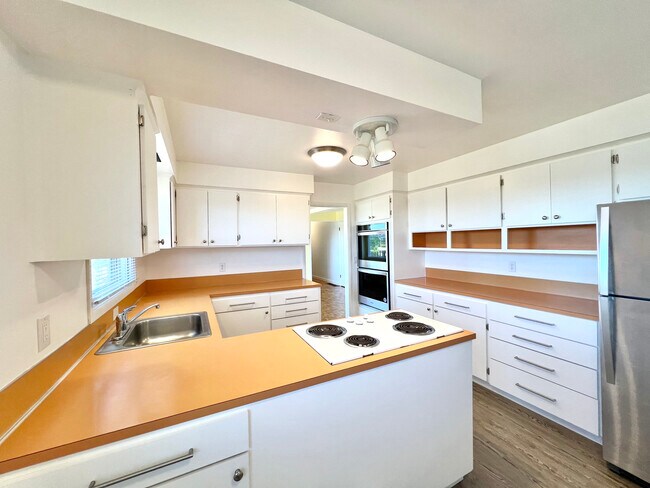 Foto del edificio - 12815 NE Fremont St