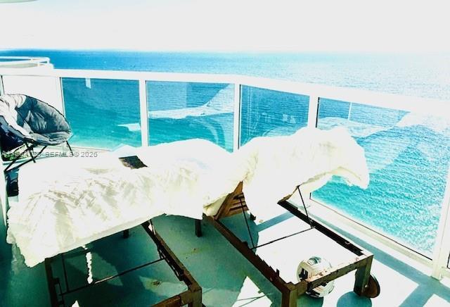 Foto del edificio - 6301 Collins Ave