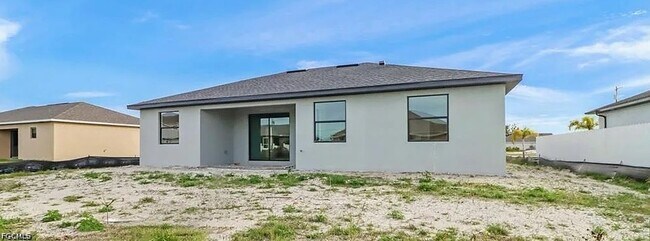 Building Photo - 408 Chiquita Blvd N