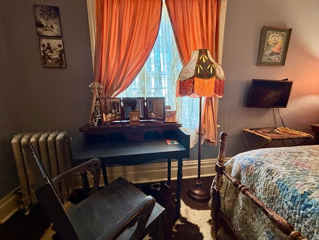 Foto del edificio - 425 S Washington St