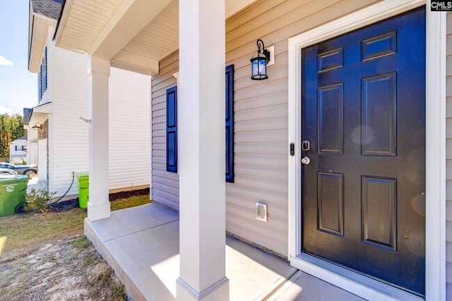 Foto del edificio - 246 Honey Hill Way