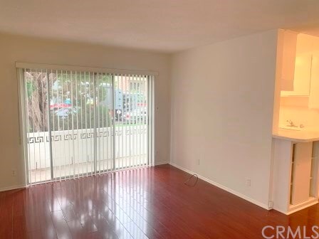 Building Photo - 1933 Pelham Ave