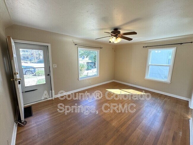 Foto del edificio - 1224 N Institute St