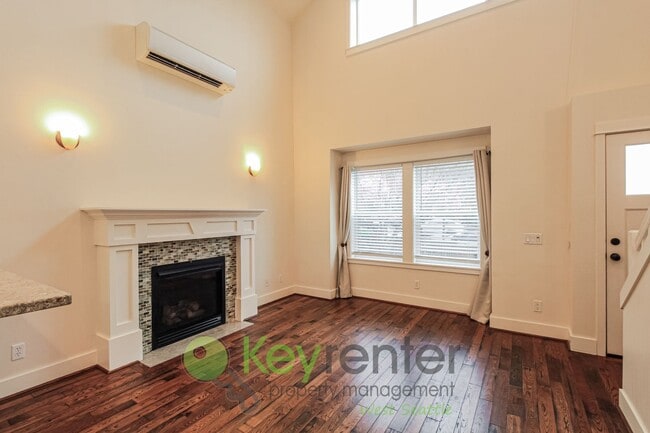 Foto del edificio - Modern Comfort Meets Urban Living in Seattle