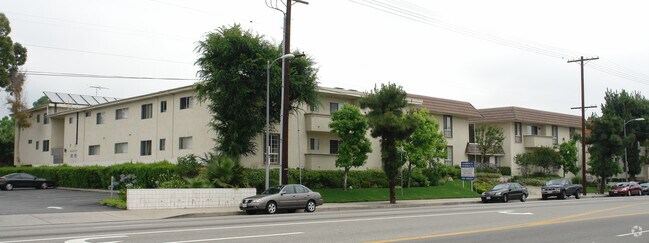 Foto del edificio - Garden Terrace