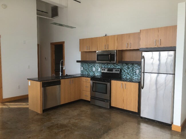 Foto del edificio - 900 Terminal Pl