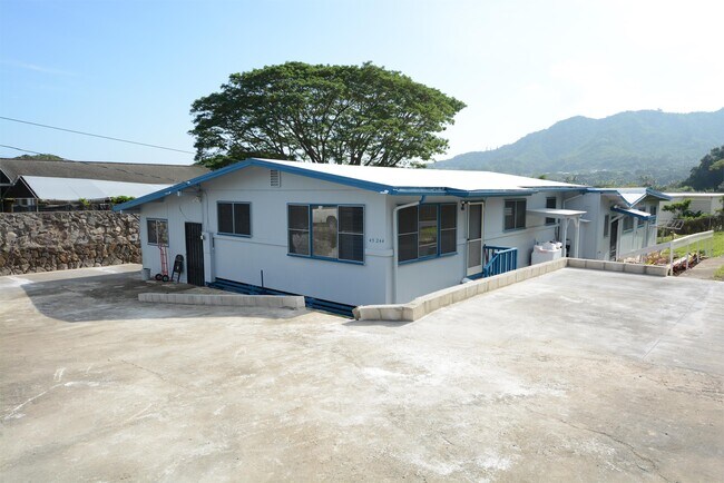 Foto del edificio - 45-244-244 Wena St