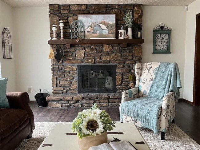 Foto del edificio - 14 London Dr