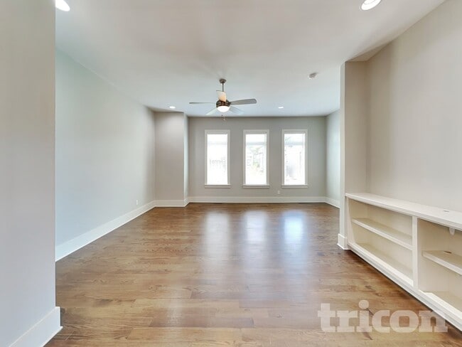 Foto del edificio - 1216 Hillwood Private Cove