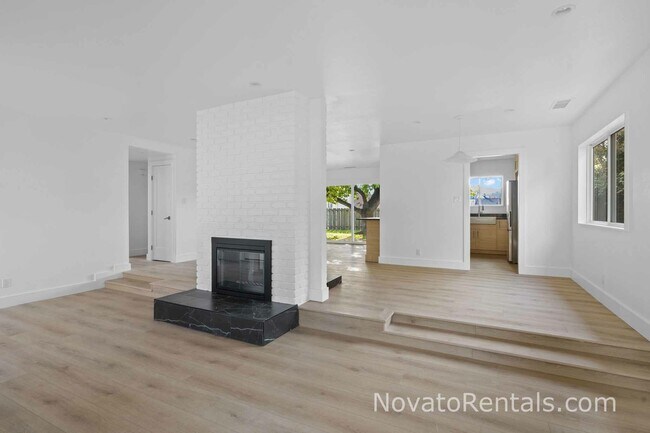 Building Photo - 147 San Felipe Way