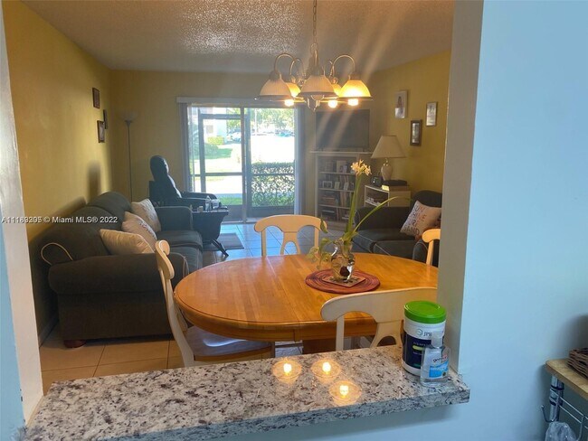 Foto del edificio - 4109 NW 88th Ave