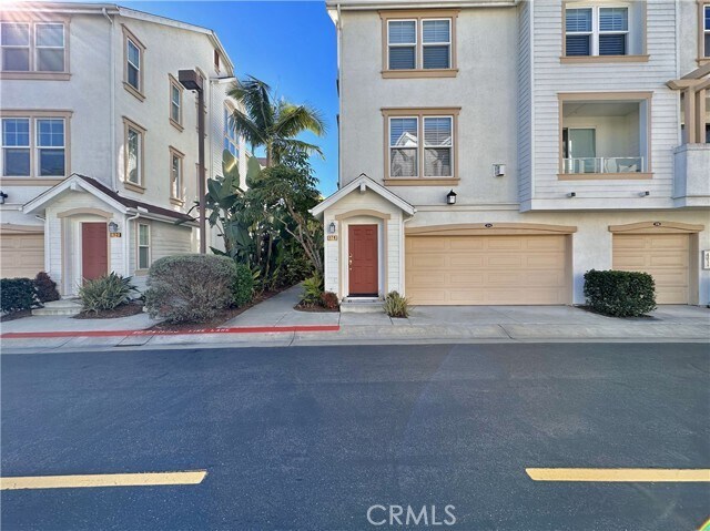 Foto del edificio - 785 Harbor Cliff Way