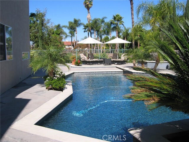 Foto del edificio - 5449 E Suncrest Rd