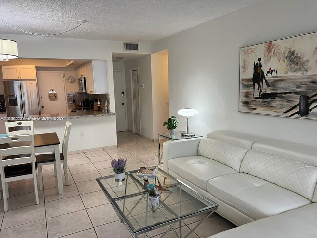 Foto del edificio - 3505 S Ocean Dr