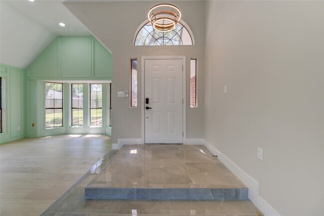 Foto del edificio - 1901 Canyon Creek Ct