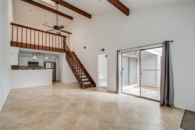 Foto del edificio - 13451 Garden Grove