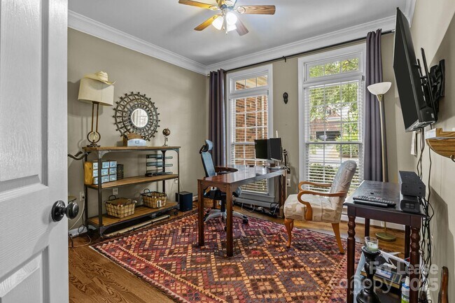 Foto del edificio - 12428 Willingdon Rd