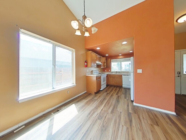 Foto del edificio - 4 Bedroom House ~ Albany