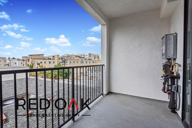 Foto del edificio - Elegant and Modern Two Bedroom with Recess...