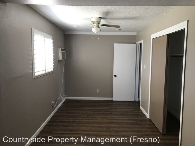 Building Photo - 3 br, 2 bath House - 271 W. Almy Avenue