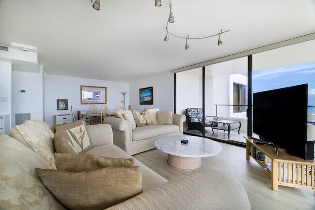 Relájate en la sala de estar - 1910 Ala Moana Blvd