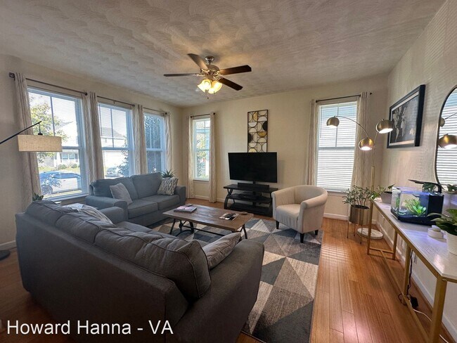 Foto del edificio - 3 br, 2.5 bath House - 1275 W 27th Street