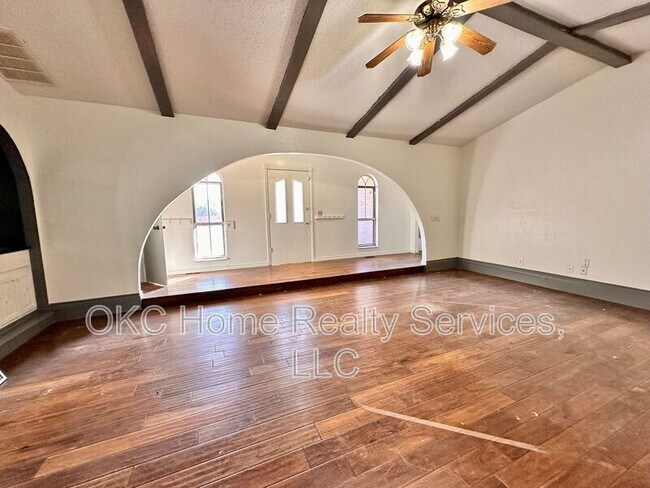 Foto del edificio - 9817 Grimsbey Ct