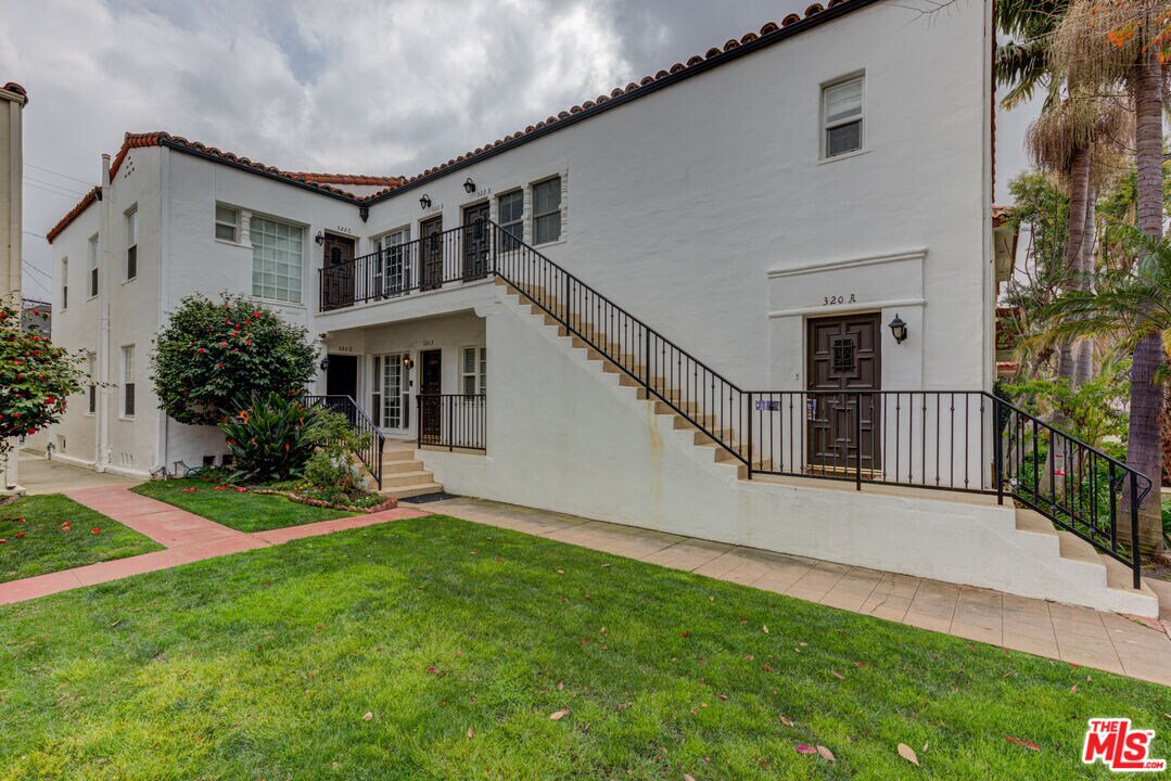 Foto principal - 320 S Reeves Dr