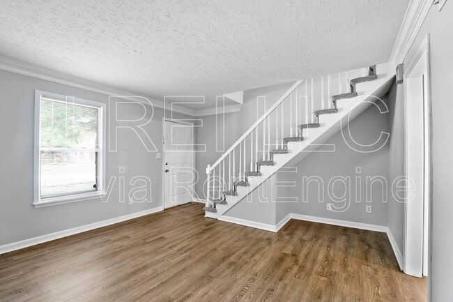Building Photo - 3400 Clingstone Way