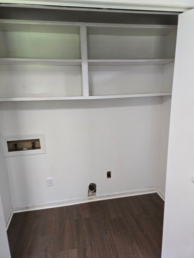 Laundry Pantry - 1410 Old Furnace Rd