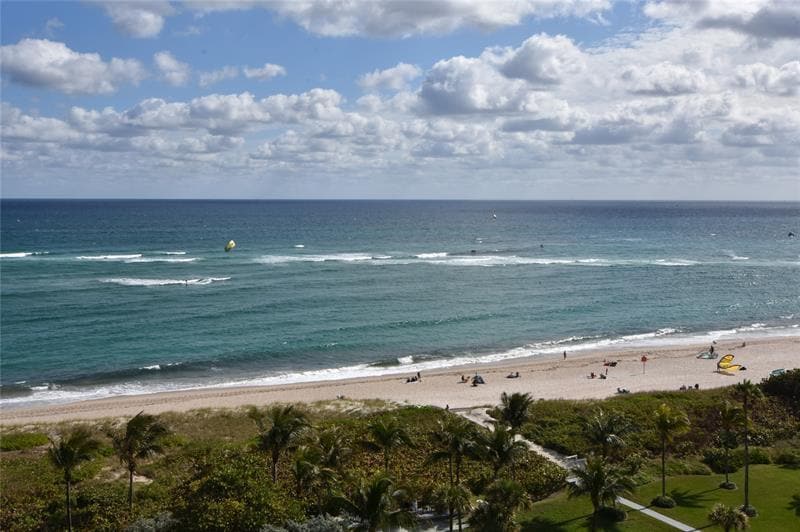 Foto principal - 1620 N Ocean Blvd