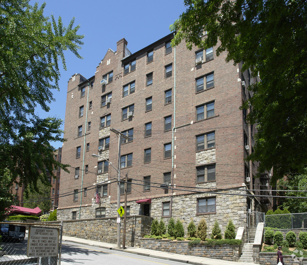 Primary Photo - Franklin Manor