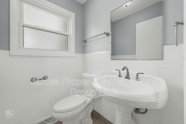 Foto del edificio - 9063 N Clifton Ave