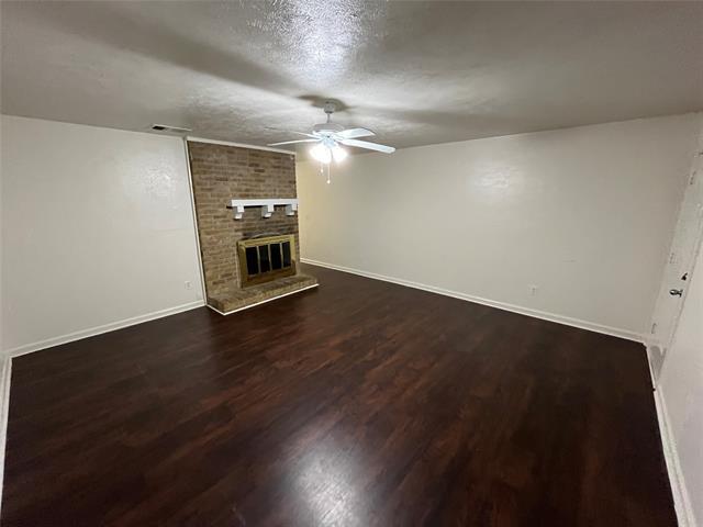 Foto del edificio - 716 N Pleasant Woods Dr