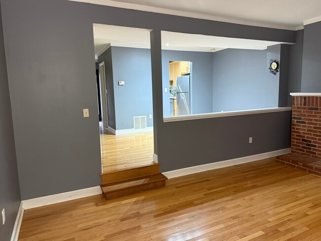 Photo - 129 Farmington Chase Crescent Apartment