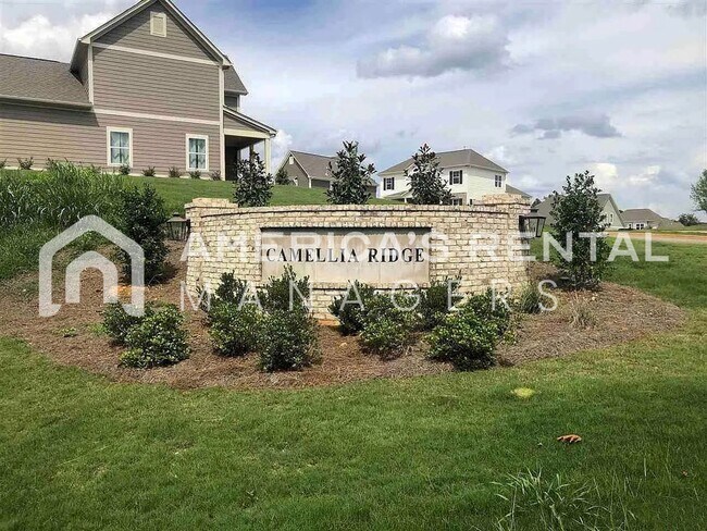 Foto del edificio - Spacious 4-Bedroom, 3.5-Bathroom Home for ...